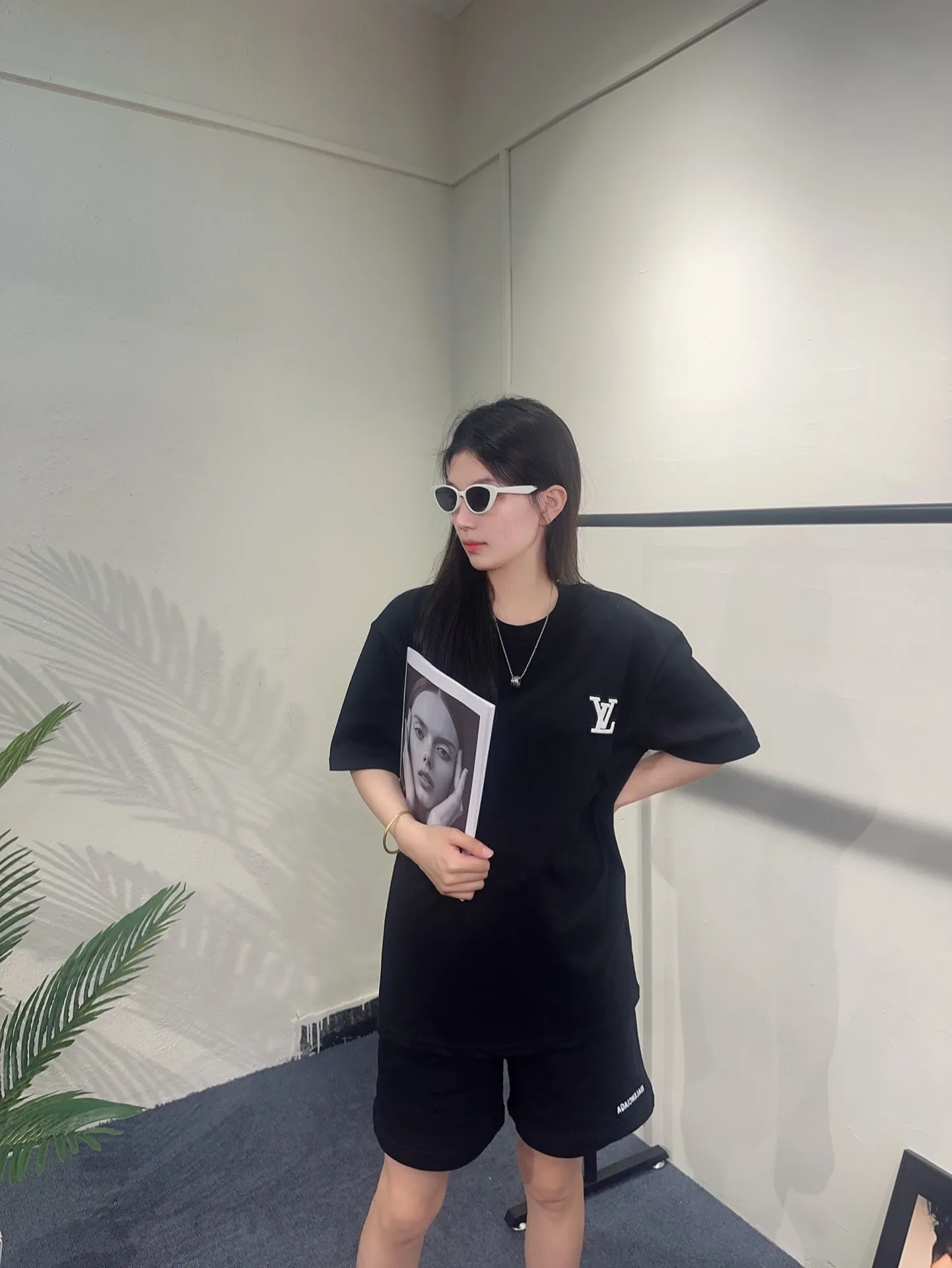 Louis Vuitton/Louis Vuitton 24ss short sleeves with embroidered letters on the chest